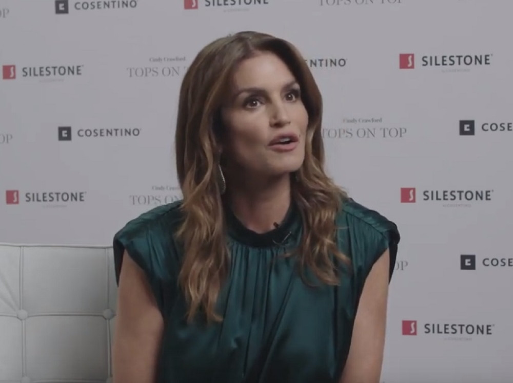 Skandal u kući slavne manekenke potresao svet: Hitno im je potrebna pomoć! (FOTO/VIDEO)