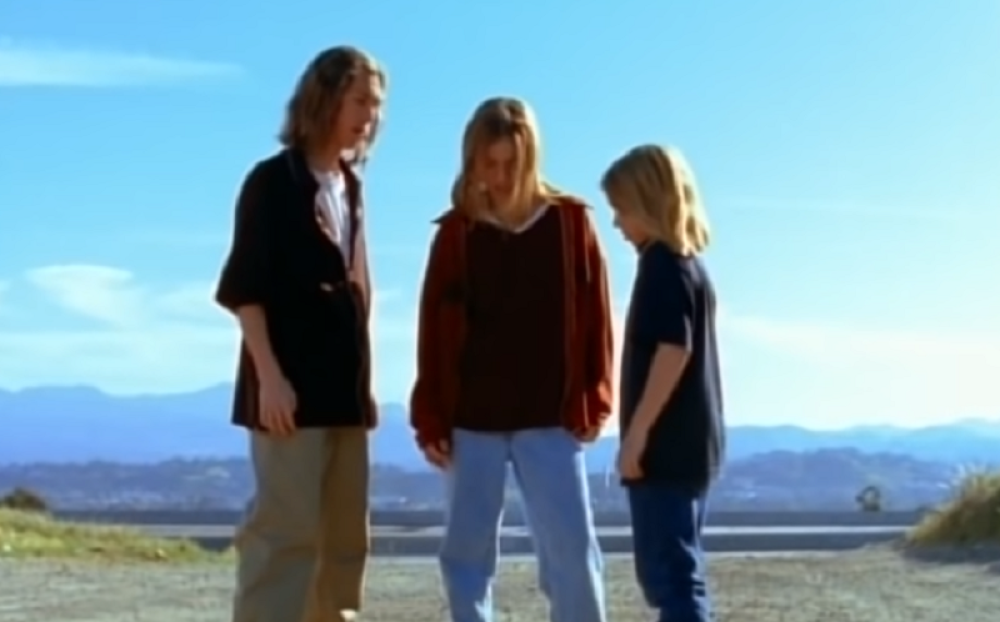 Sećate li se simpatičnih klinaca iz grupe Henson i njihovog zaraznog hita "Mmmbop" iz 1997?!
