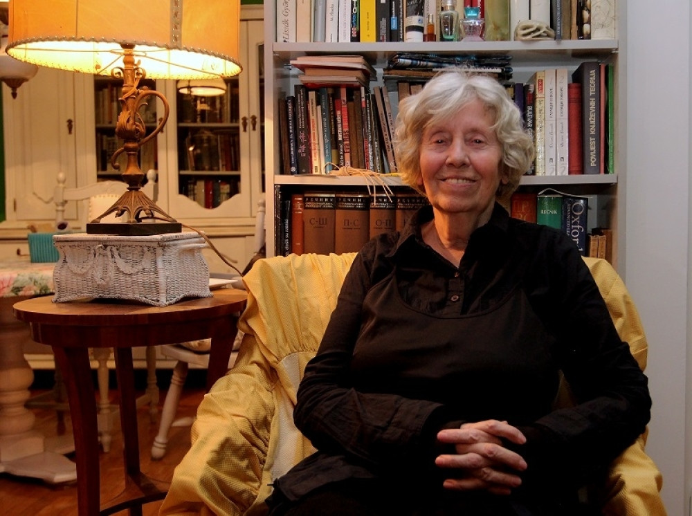 Evra Ras bljuvala krv, a sada otkrila i zašto su Francuzi ponosoni na nju (FOTO/VIDEO)