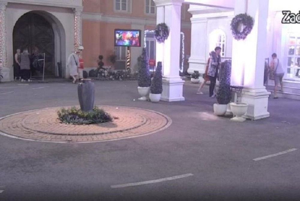 Takmičari potrčali ka kapiji i napravili karambol: "Da li ste normalni, bre?"