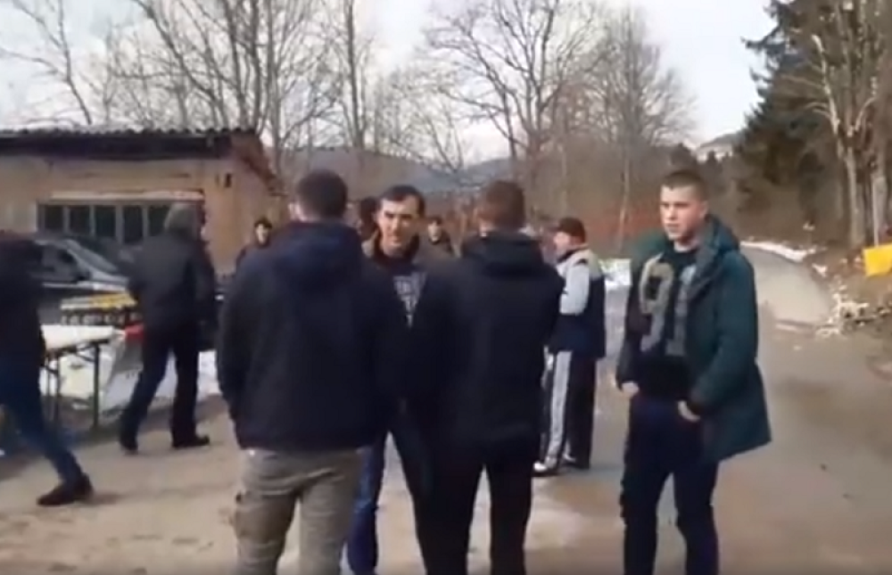 Crnogorska policija blokirala ulaz u zemlju! Postavljen kordon! (VIDEO)