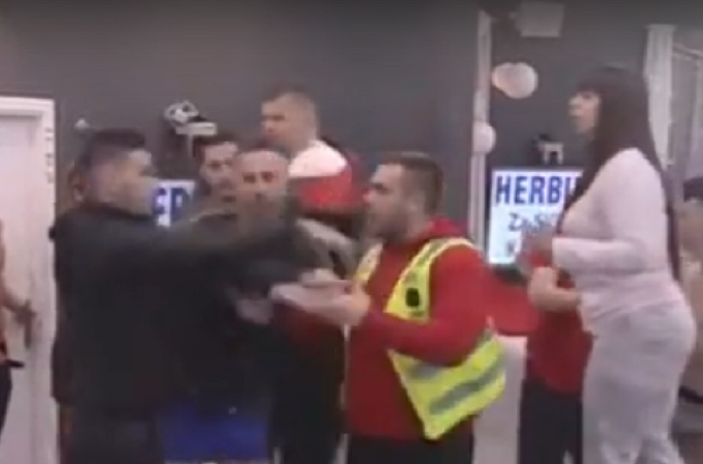Sprečili Zolu da udari Miljanu Kulić pa se on okomio na obezbeđenje! (ŠOK VIDEO)