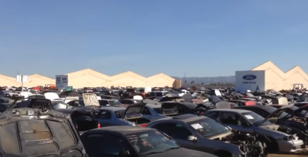 Reciklaža automobila postaje unosan biznis, iz Privredne komore objašnjavaju kako do zarade