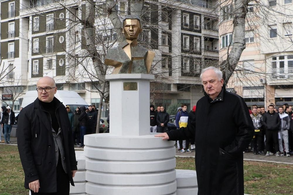 Sećanje na Momčila Tapavicu nas inspiriše da budemo višebojci i u sportu i u životu