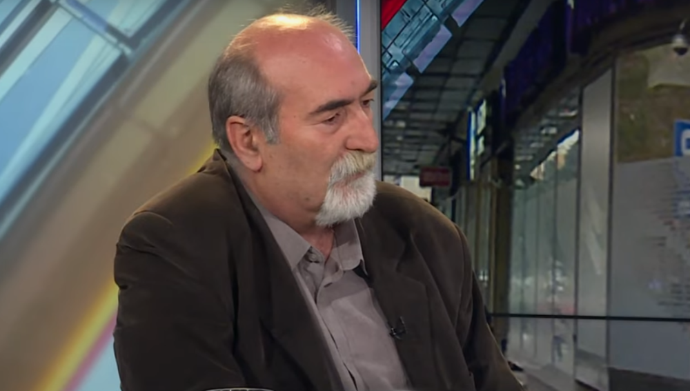 "Vučić je bio u pravu!" - Glavni urednik NIN-a ponudio ostavku zbog 515 evra