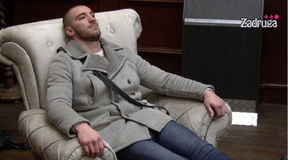 Mensur podelio potresnu porodičnu tajnu iz prošlosti koja kida dušu: Zadrugari ostali zaprepašćeni! (VIDEO)