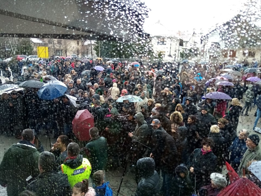 Naša ekipa na putu do Gornjeg Milanovca doživela šok (FOTO)