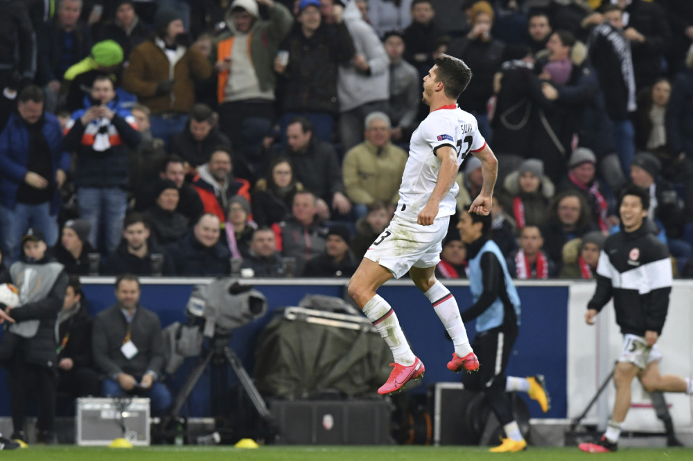 Srpski Ajntraht se plasirao među 16 najboljih ekipa, Kostić dva puta asistirao (VIDEO)