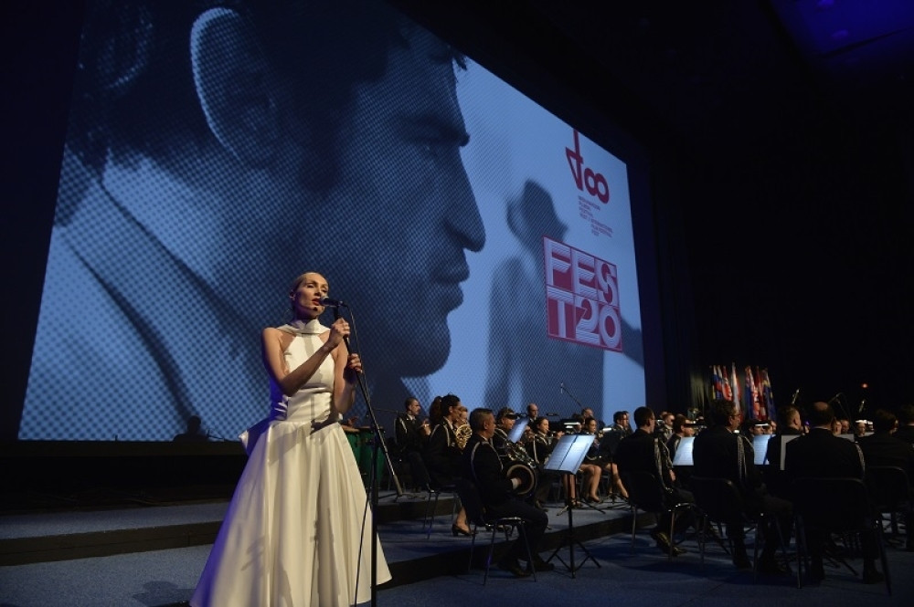 Otvoren FEST u čast Bekima Fehmijua! Slavnoj Miri Banjac pripala nagrada "Beogradski pobednik"!