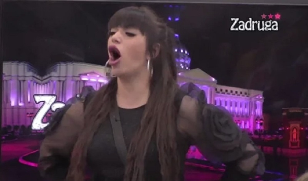 Miljana vredno trenira, preznojava se u teretani: Kulićeva rešila do leta da zablista! (FOTO)