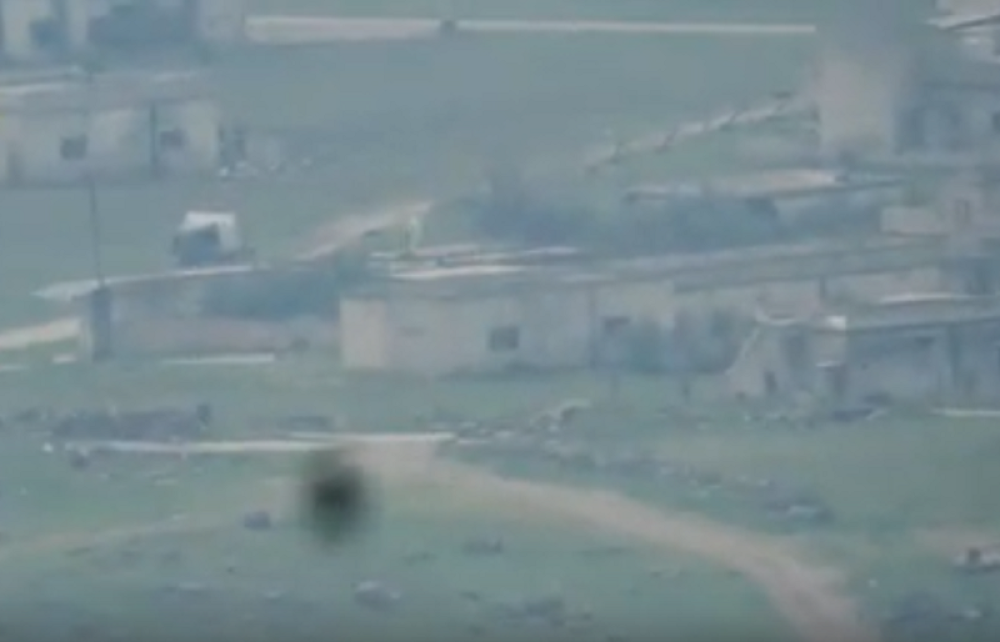 Izraelski helikopteri po mrklom mraku preleteli Golansku visoravan, udarili na neosvetljene objekte