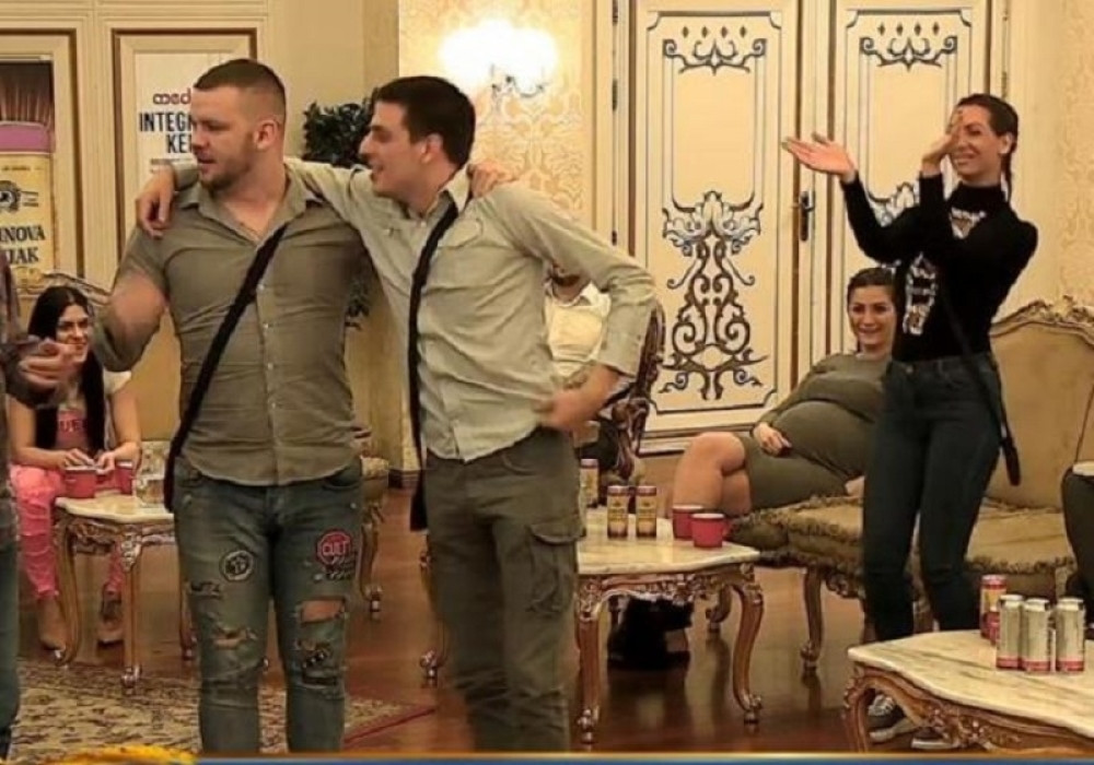 Mili se ženi  sa Ivanom!? Evo ko su kum i kuma!? (FOTO)