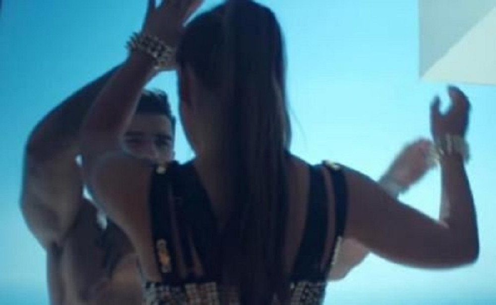 Užasan dan za srpsku pevačicu: "Mama, umrla si mi na rukama!" (FOTO)