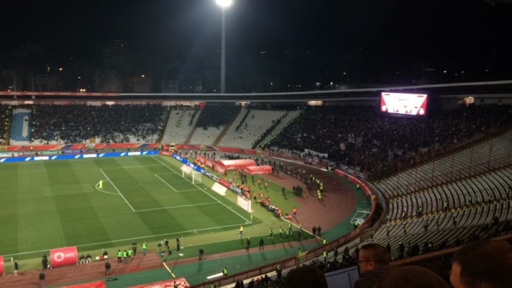 "Zabranjeni" frustrirani od zabrane ulaska na stadion napravili sačekušu