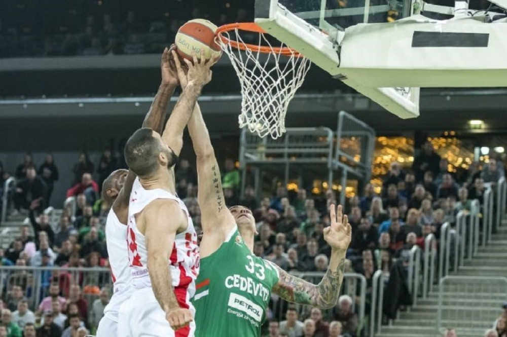 Crveno-beli obezbedili treće mesto i izbegli Partizan u plej-ofu!