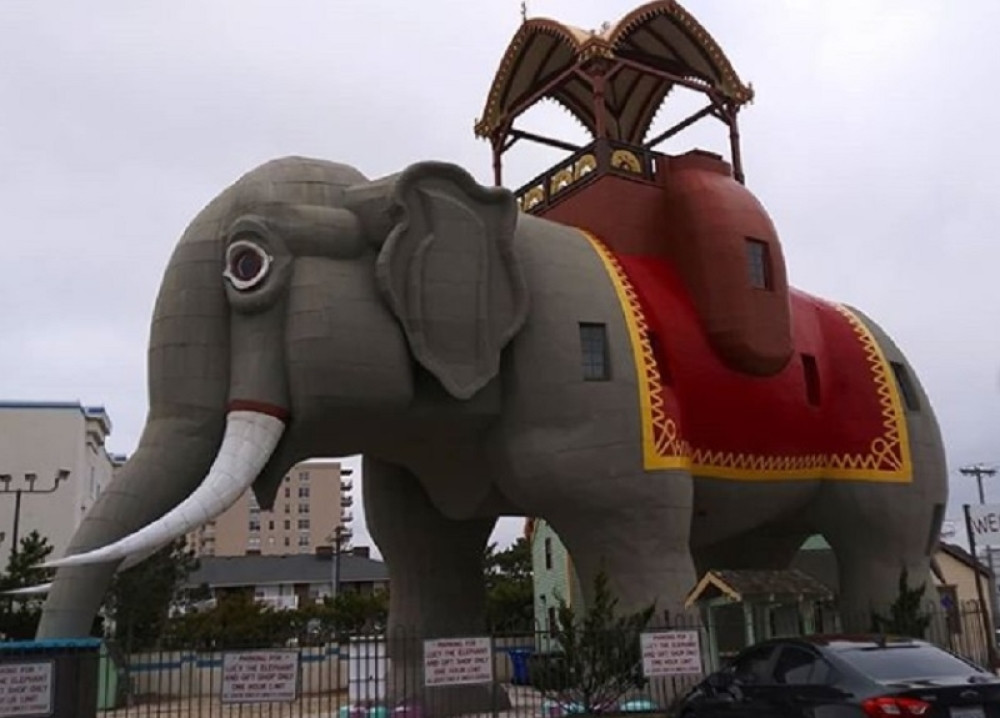 Slonica Lusi je najčudniji smeštaj u kom možete da odsednete (FOTO)