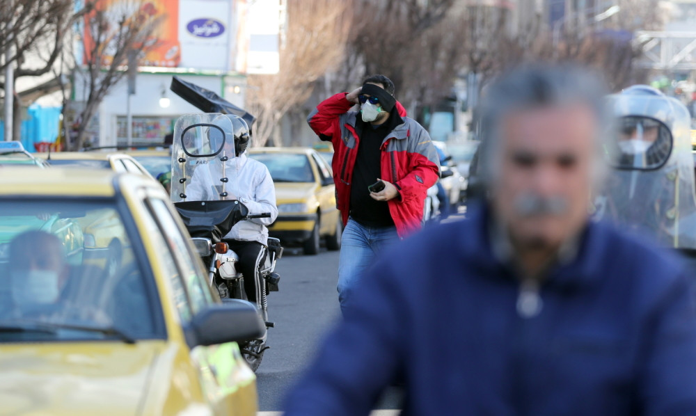 Postoje 2 verzije kada možemo da očekujemo vrhunac korona virusa