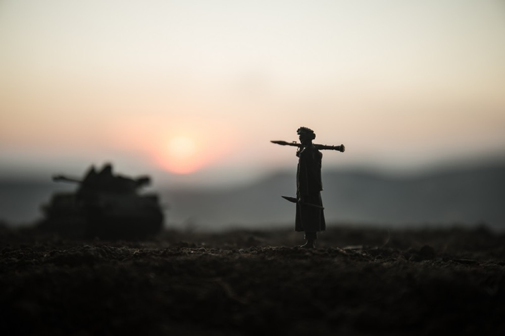 Bin Laden u paklu, a tamo Buš, Bler, Klinton i Monika...