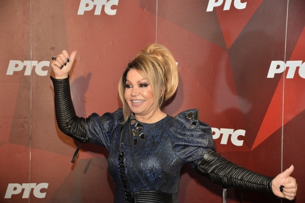 Neda Ukraden (69) staje na ludi kamen! Pevačica se udaje za šejka