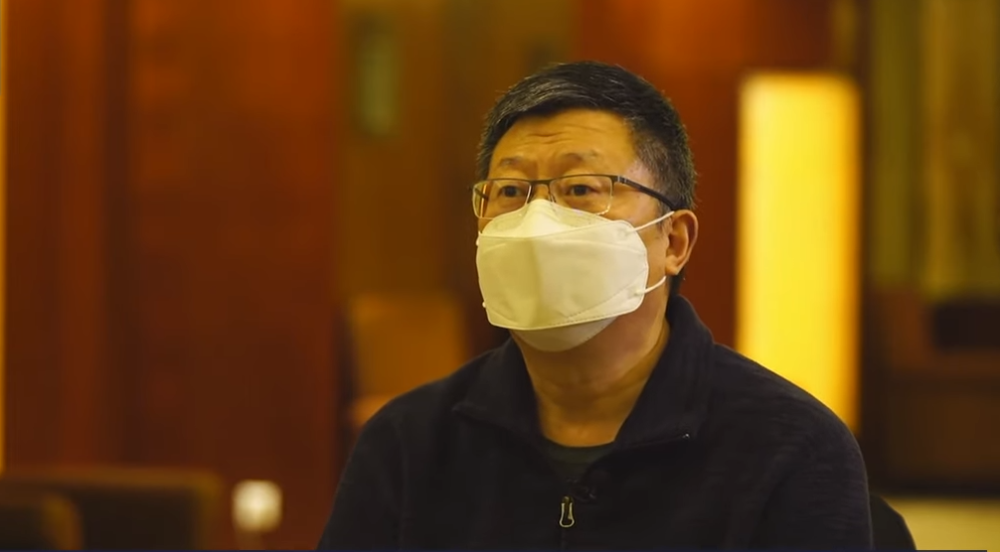 Doktor otkrio kako izgledaju pluća čoveka koji je umro od koronavirusa (VIDEO)