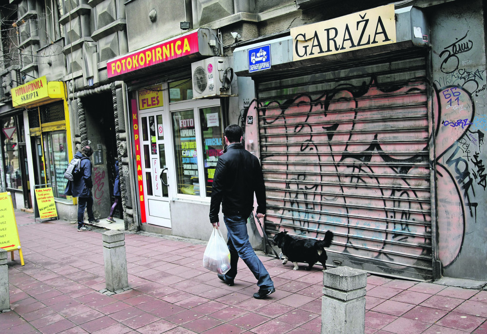 Domaćinstva u Srbiji na jedno troše 50 odsto više od evropskih