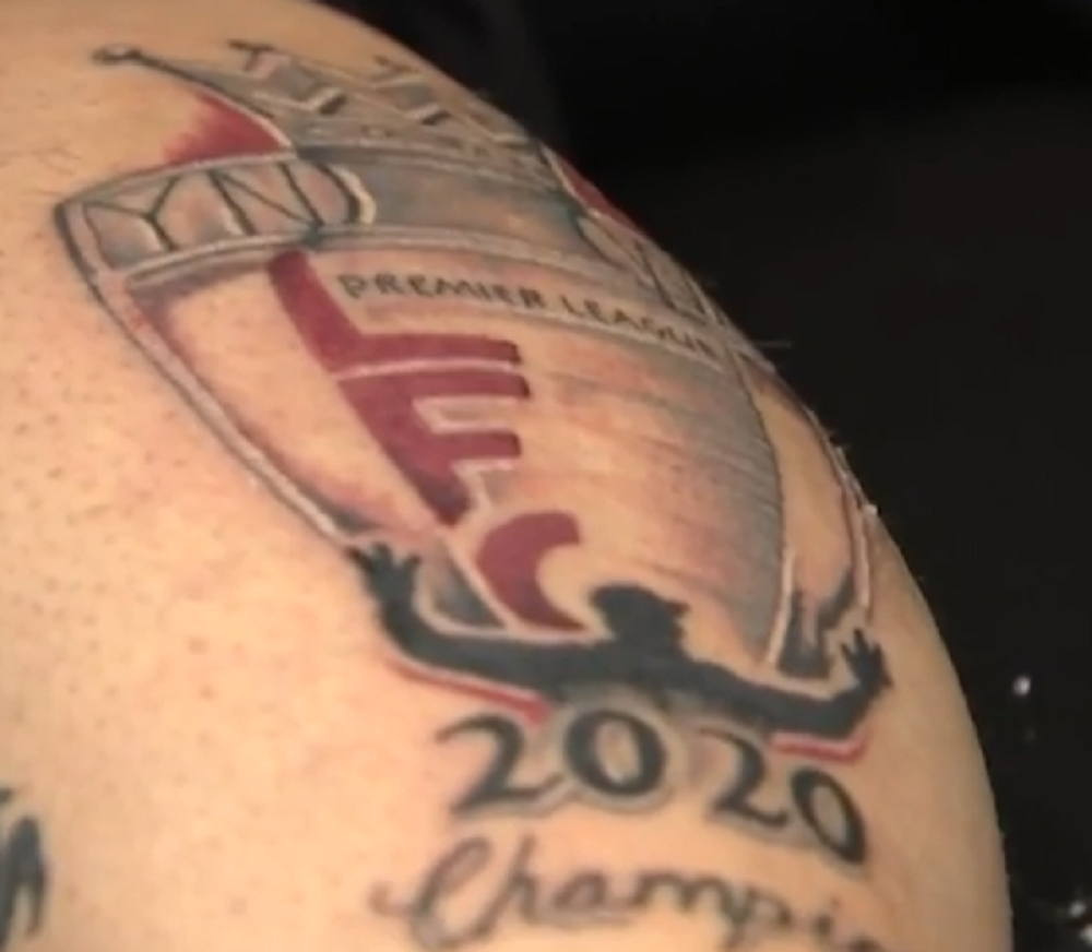 Navijač se posle ovoga nikada više neće kladiti sa suprugom (FOTO/VIDEO)