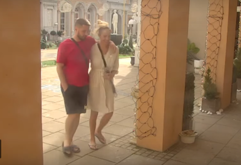 Luna i Marko nakon pomirenja se ne odvajaju! Marko u šoku: "Šta je ovo, 'alo?", Luna: "Ljubav!"