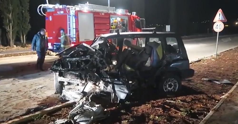 Poginuo VODITELJ, jurio sa poršeom i slupao se: Pokušao da obori rekord! (FOTO)