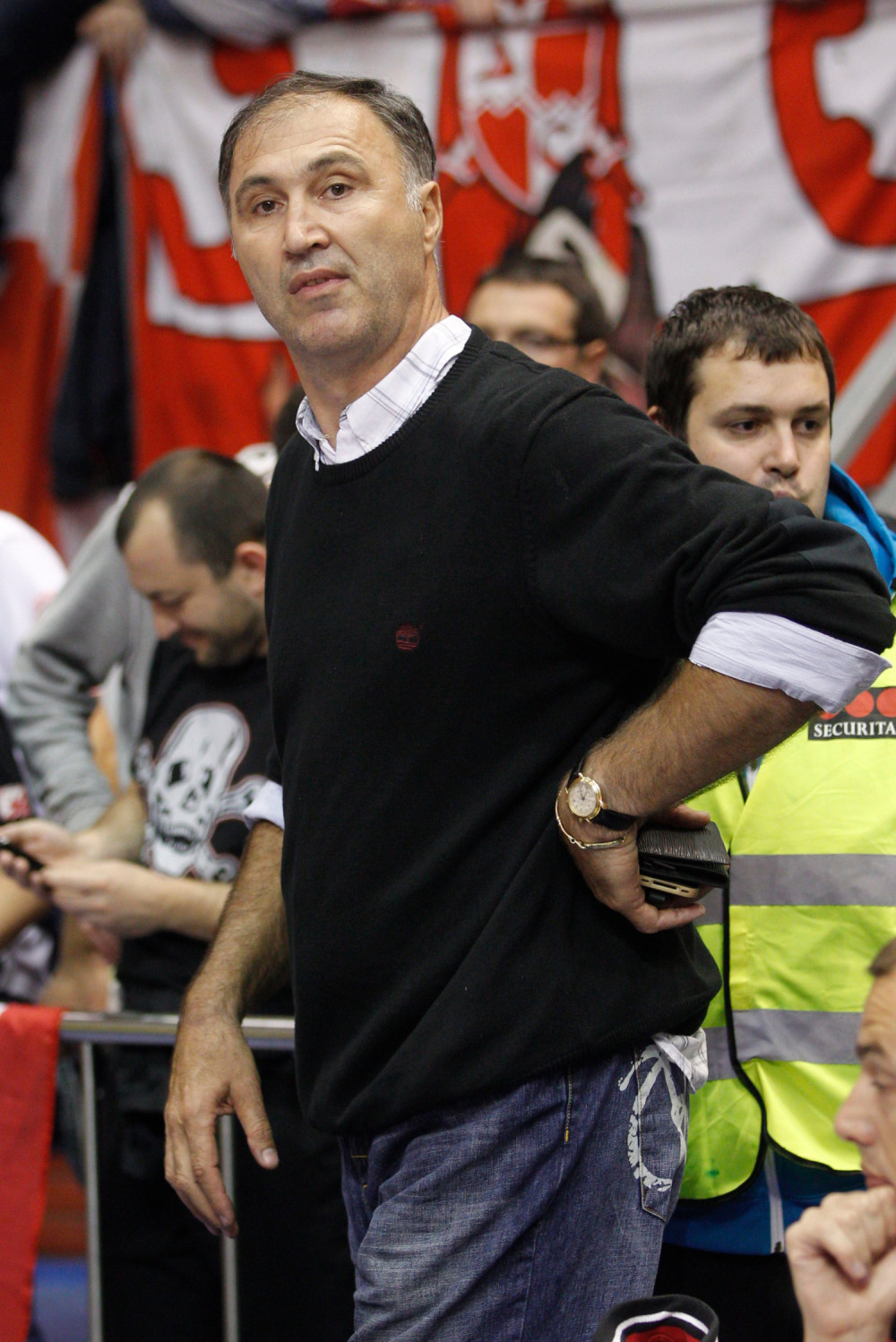 Sine, izvini, navijaću za moju Zvezdu!