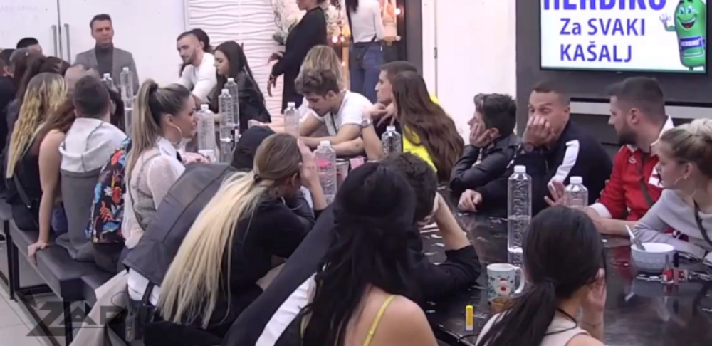 Krila od roditelja da ulazi u Zadrugu: Kad su saznali usledio hladan tuš!