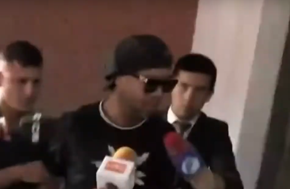 Ronaldinjo na saslušanju, objavio celom svetu kako je došlo do hapšenja (VIDEO)
