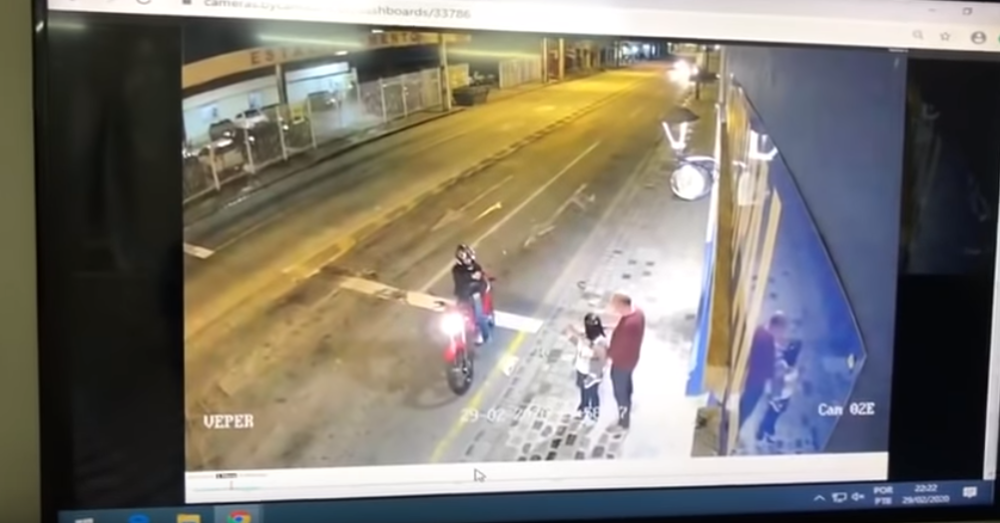 Kad je video koga je zaustavio, pobegao glavom bez obzira (VIDEO)