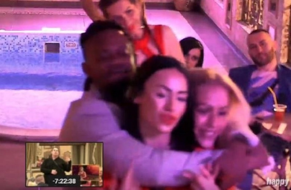 Vrela trojka u Parovima: Stanari ero*skim performansom šokirali prisutne!