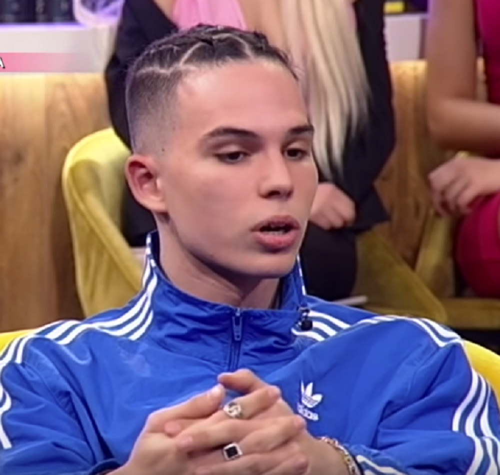 Nakon raskida, Vojaž zabrinuo fanove fotografijama na Instagramu, ne liči na sebe! (FOTO/VIDEO)