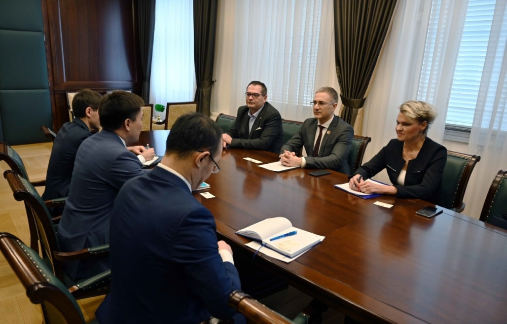 Nebojša Stefanović razgovarao je danas sa ambasadorom Republike Kazahstan