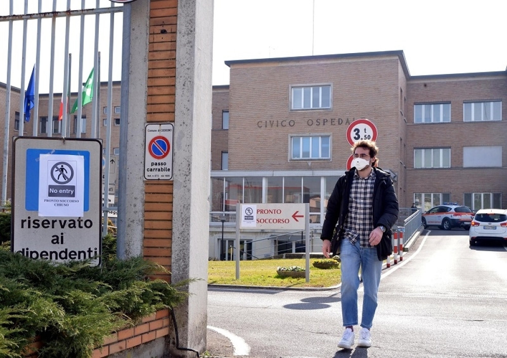 Oboleli od koronavirusa u Hrvatskoj izlečen, izašao iz bolnice, oba testa pokazuju negativne rezultate