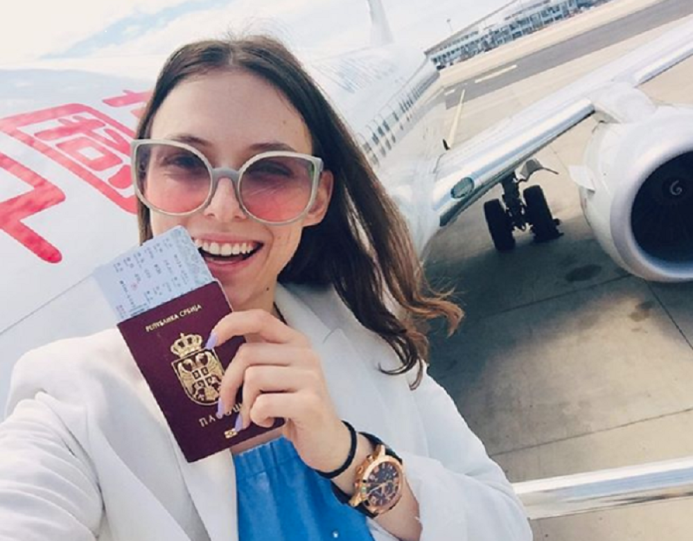 Srpska manekenka u karantinu zbog koronavirusa! Prva fotografija obolele (FOTO)