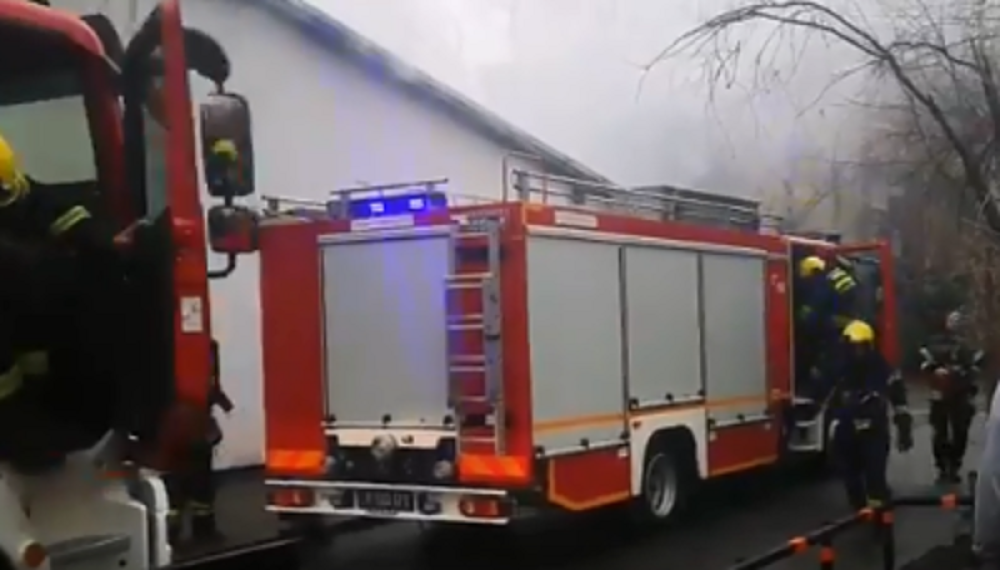 Gori fabrika u Novom Sadu, vatra odjednom buknula