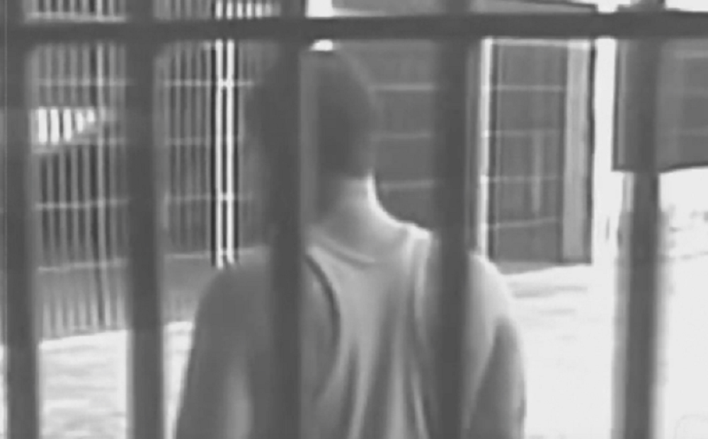 Izbo oca nasmrt, pa mu izvadio srce i sažvakao ga. I niko ga ne krivi!