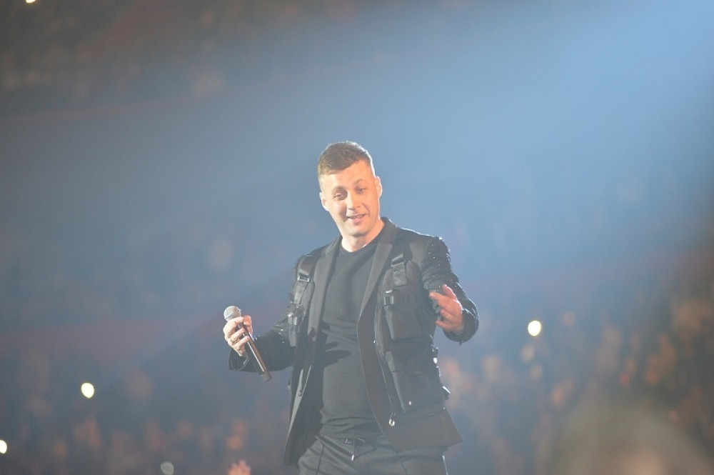 Prepuna Arena pevala "Noć pod zvijezdama" Leksington benda! Publika u euforičnom transu! (FOTO)