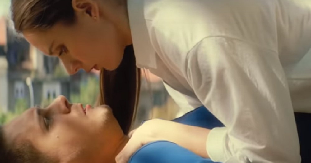 Miloš Biković došao na premijeru filma sa prelepom Ruskinjom!