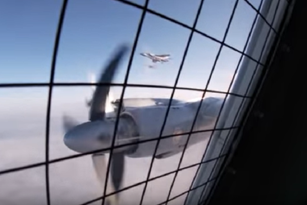 NATO avion krenuo na ruske bombardere, a onda je usledila pometnja! Rusi su odmah reagovali! (VIDEO)