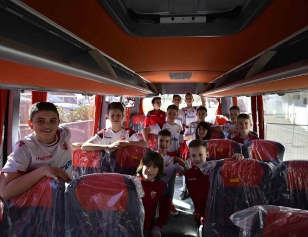 Danas predstavljeno na opšte oduševljenje, plaćeno od članarina