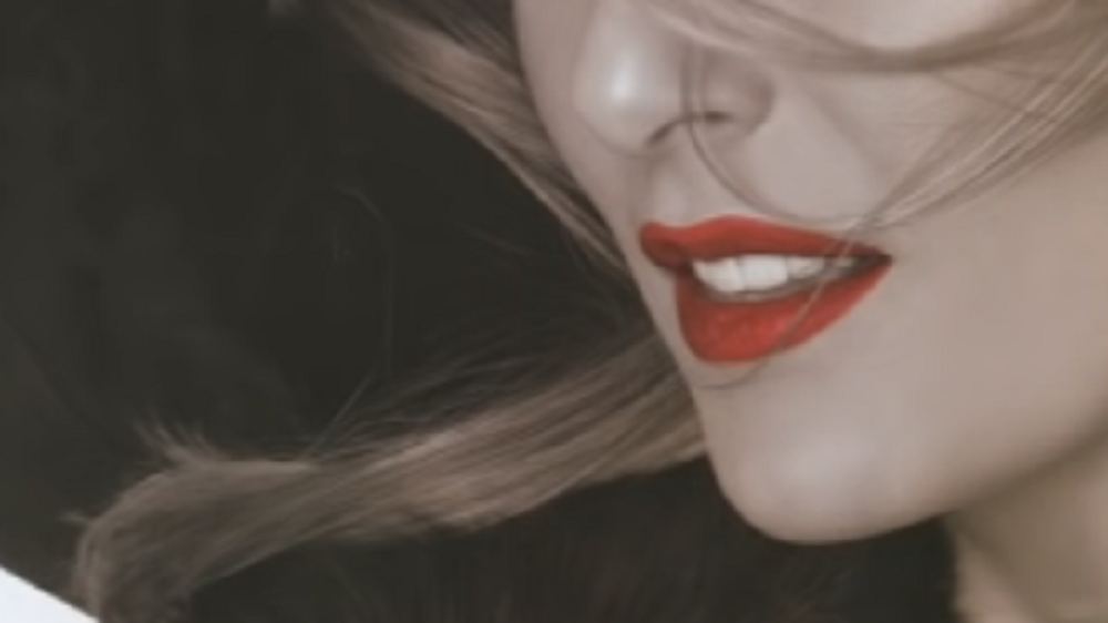 Njen hit uzdrmao region! Nakon udaje sa biznismenom iščezla sa scene, sećate li se nje? (FOTO)