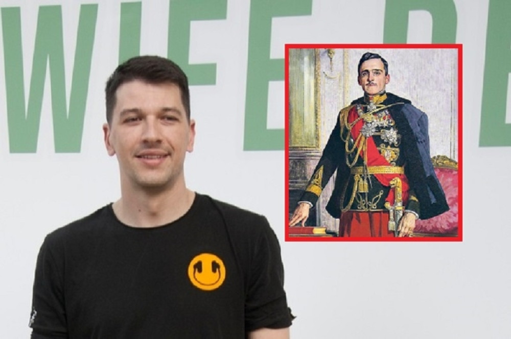 Viktor Savić pokazao na golim grudima tetovažu identičnu onoj koju je imao kralj Aleksandar Karađorđević! (FOTO)