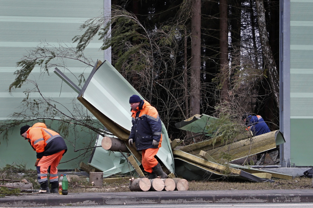 Jedna osoba poginula, nekoliko povređeno!