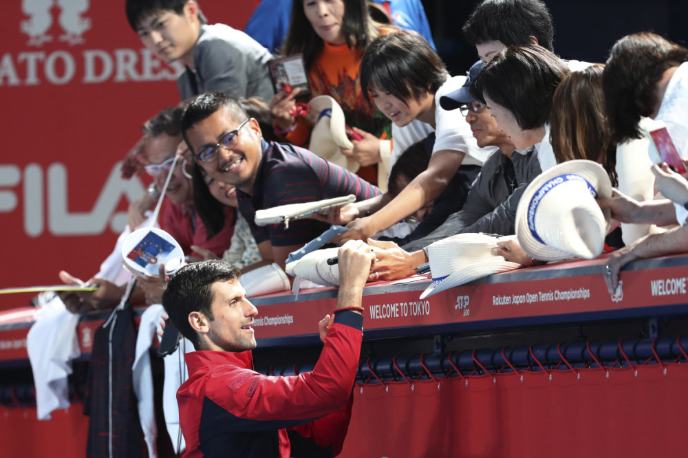 Ma na sve su mislili, ima čak i GPS, a u bojama je srpske trobojke, cena prava "sitnica"! (FOTO)