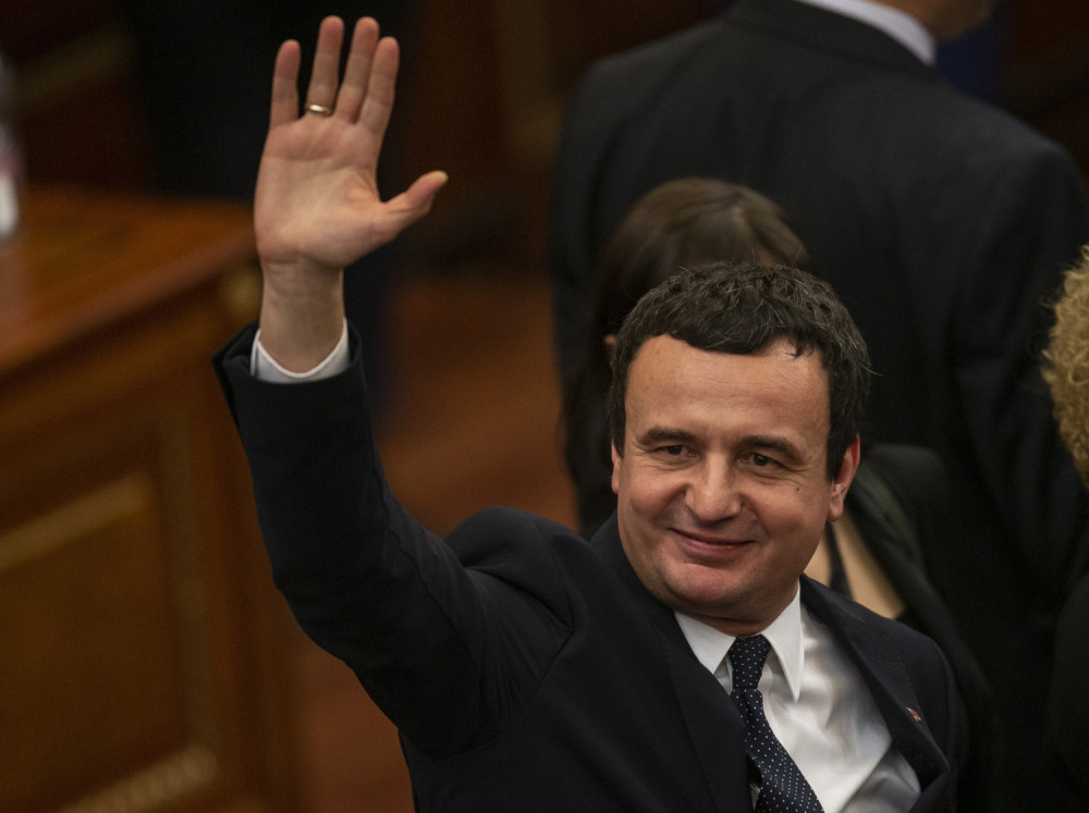 Albanci se grupišu pred izbore