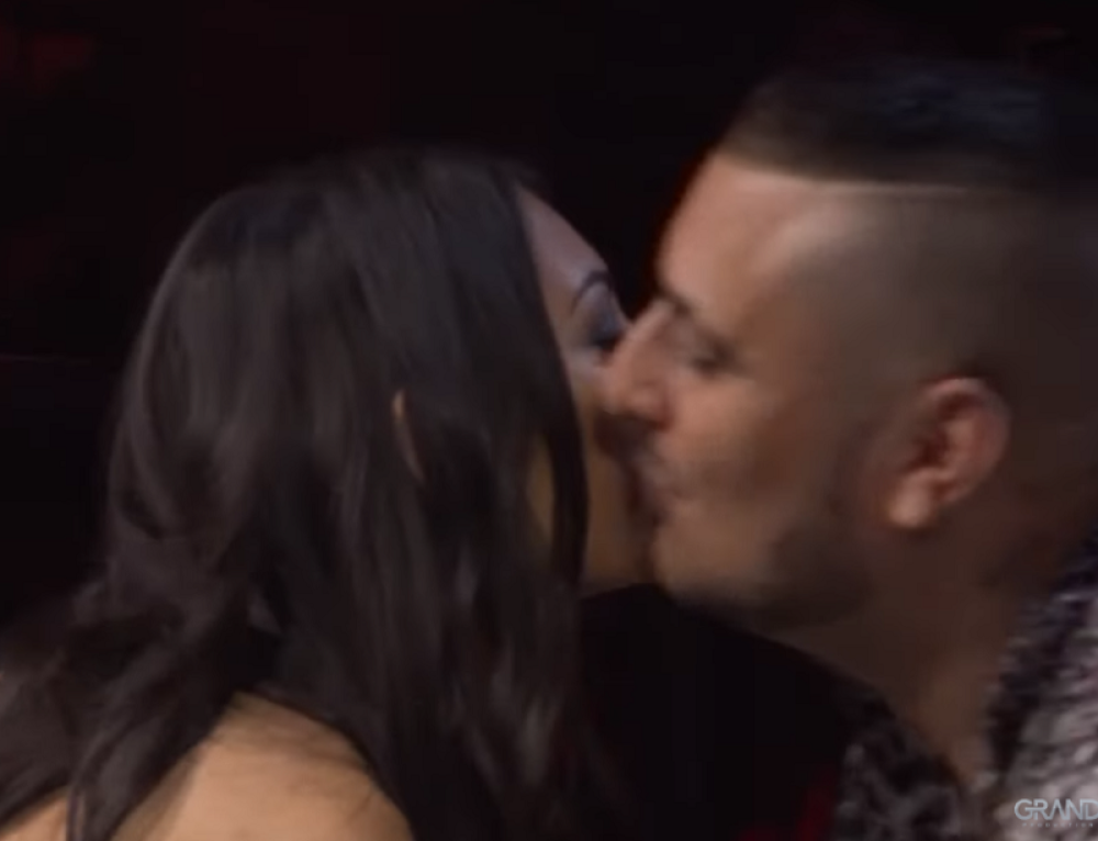 Darko Lazić molio žiri "Zvezda Granda" zbog ove pevačice! Nije mogao da skine oči sa nje! (FOTO)