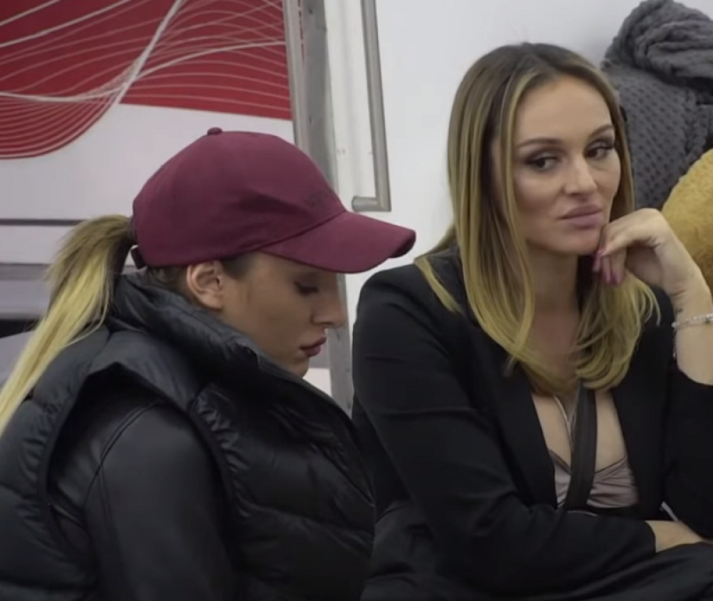 Anabela nije jedina, i ove zvezde su se javno odrekle i odbacile svoju decu!